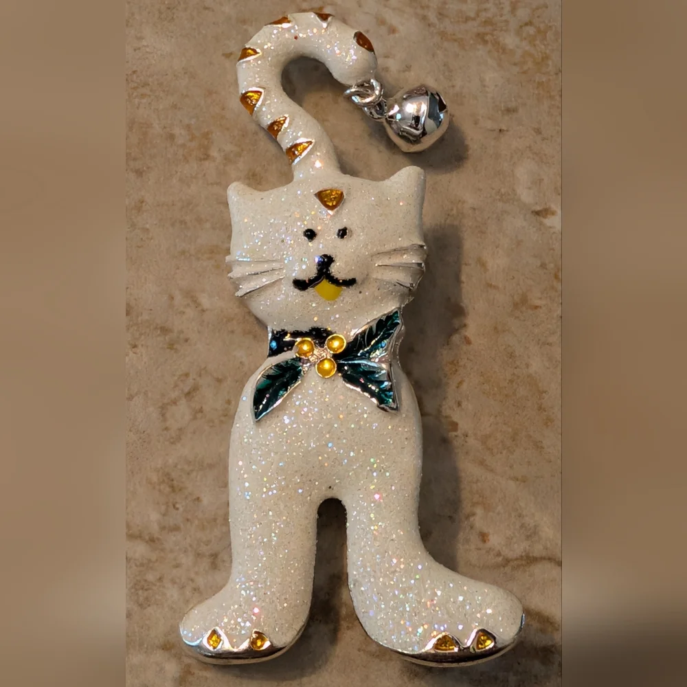 Glittery White Cat Brooch with Working Bell